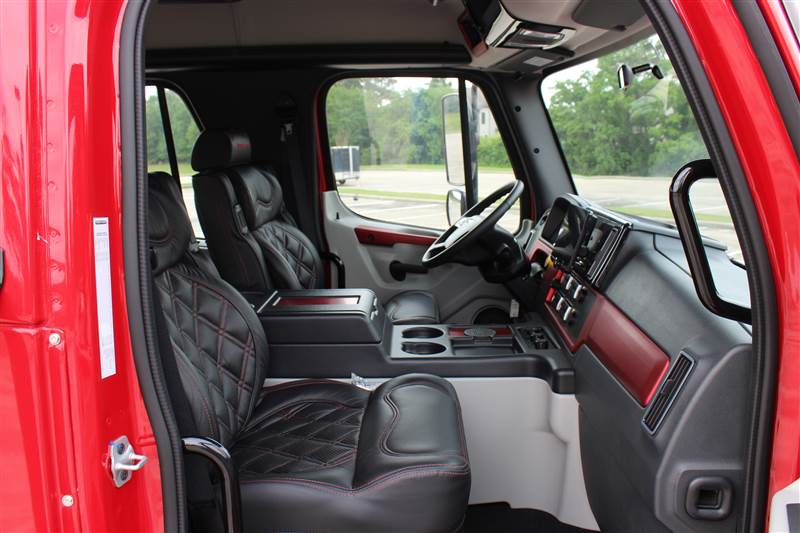 Truck Photo 16