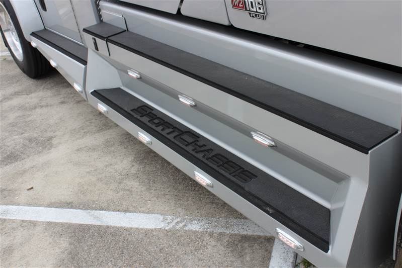 Truck Photo 3