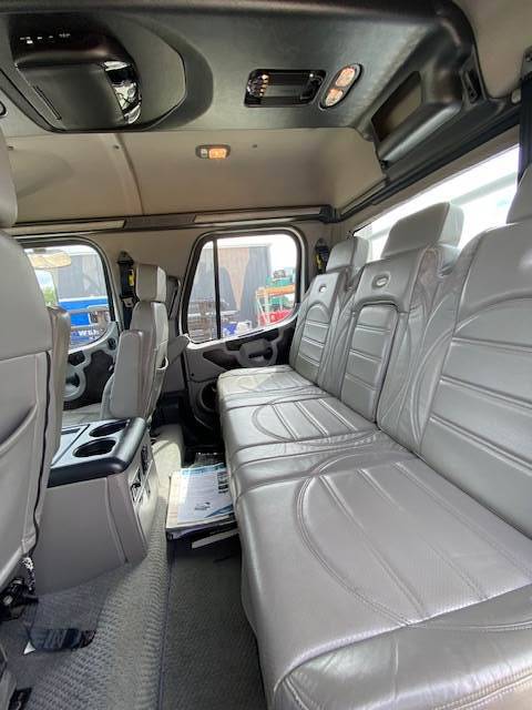 Truck Photo 16
