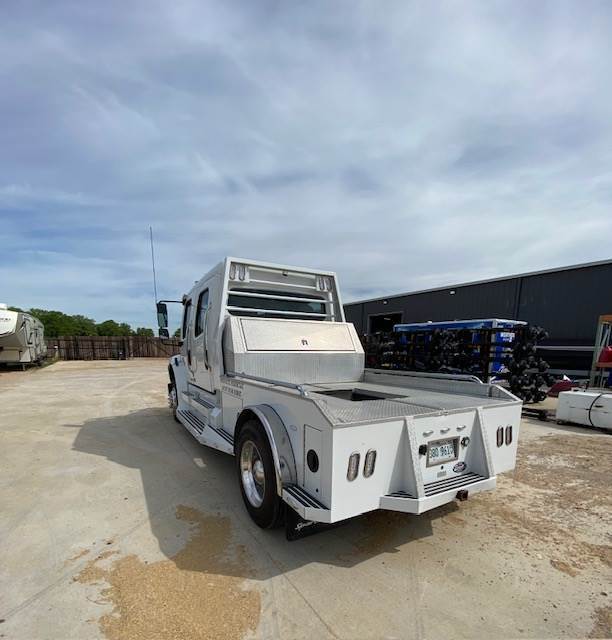 Truck Photo 5