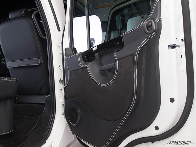 Truck Photo 5