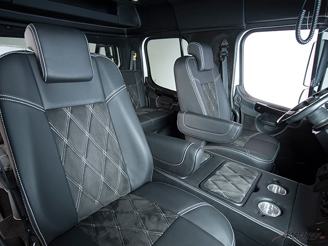 Truck Photo 27