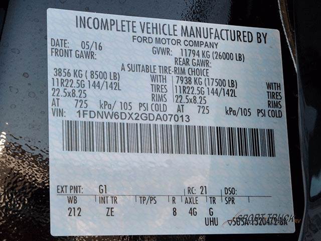 Truck Photo 9