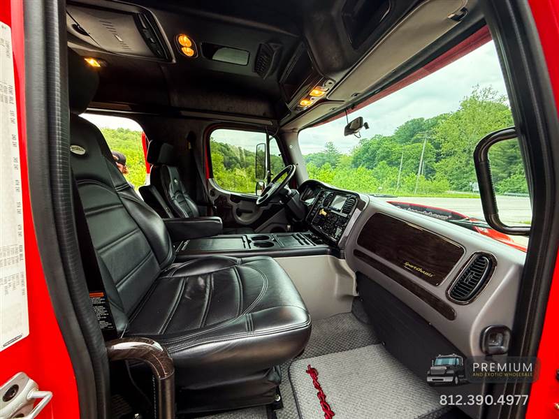 Truck Photo 24