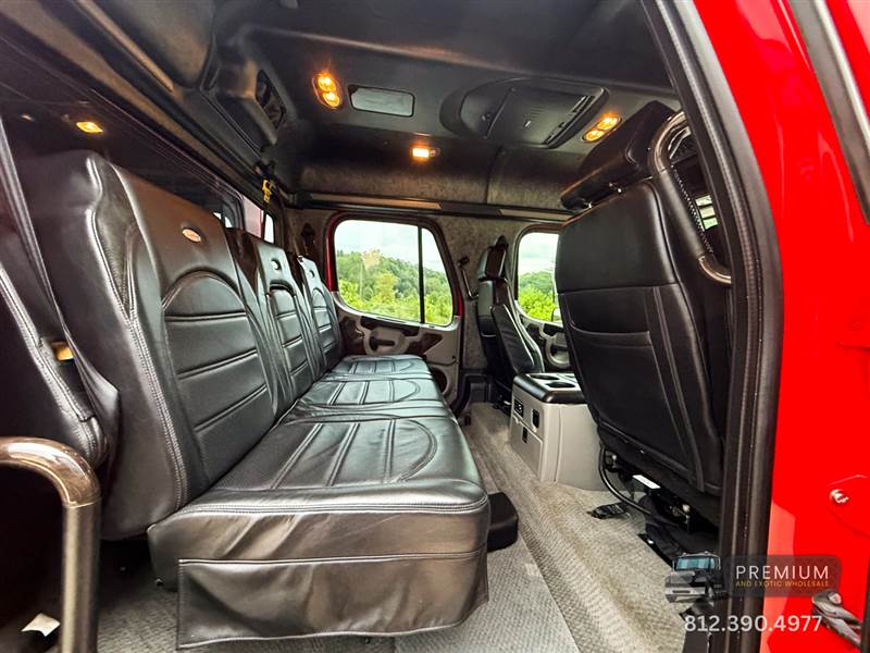Truck Photo 21