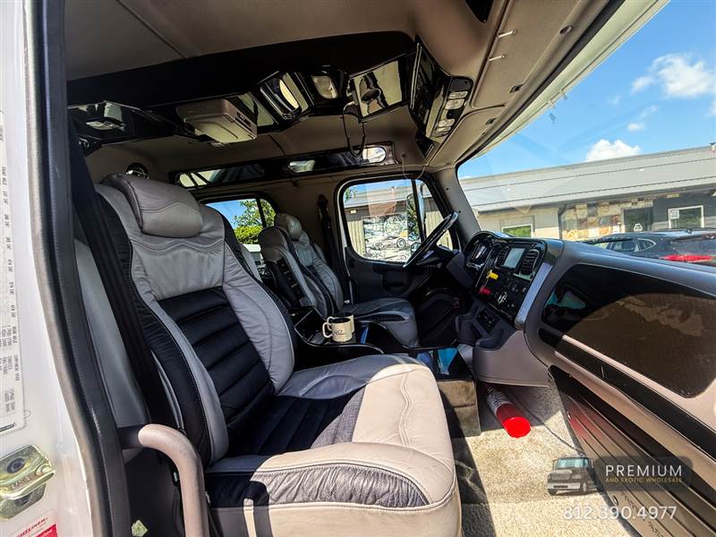 Truck Photo 24