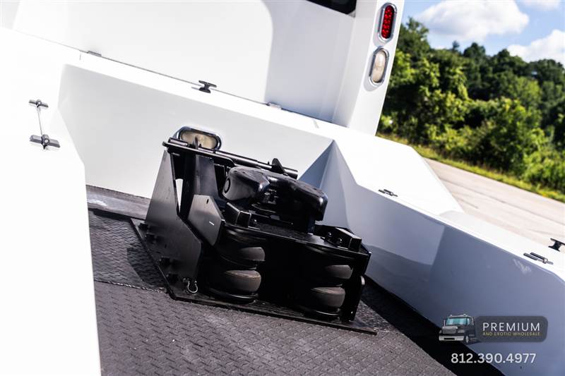 Truck Photo 15