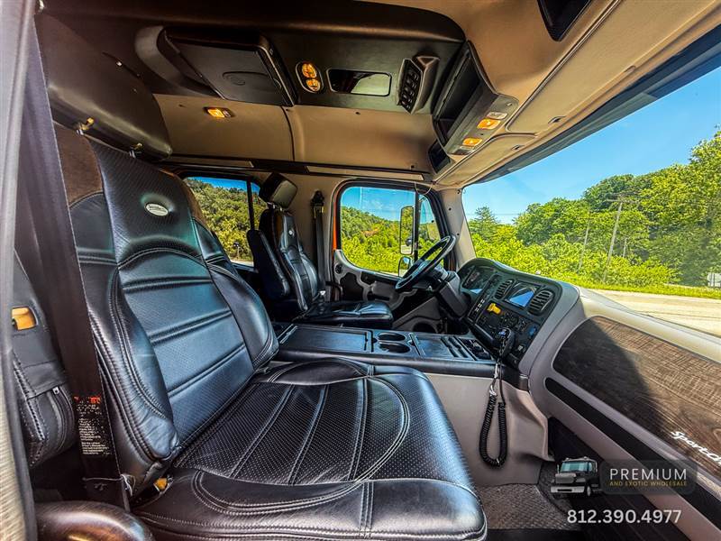 Truck Photo 21