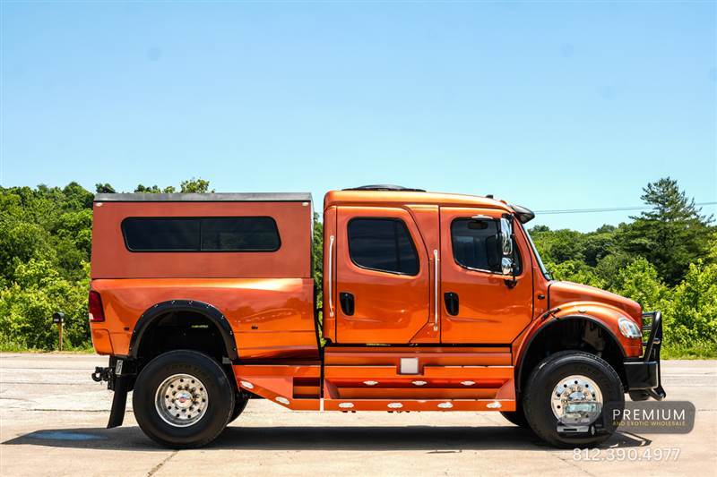 Truck Photo 8