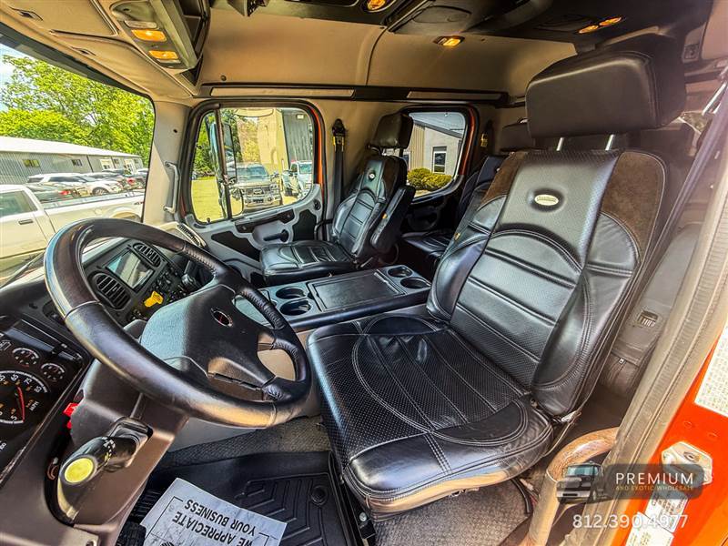 Truck Photo 14