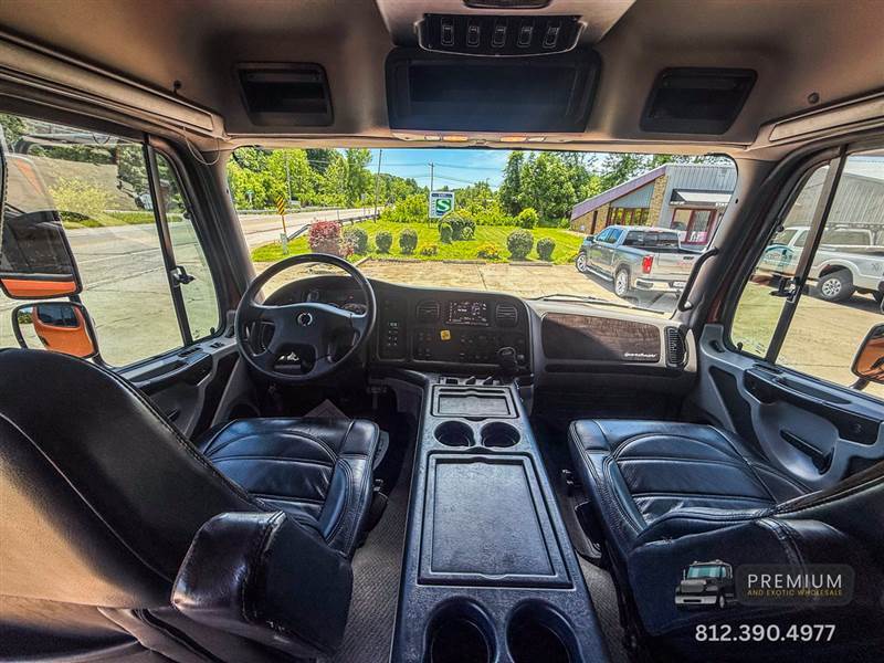 Truck Photo 16