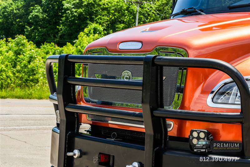 Truck Photo 9