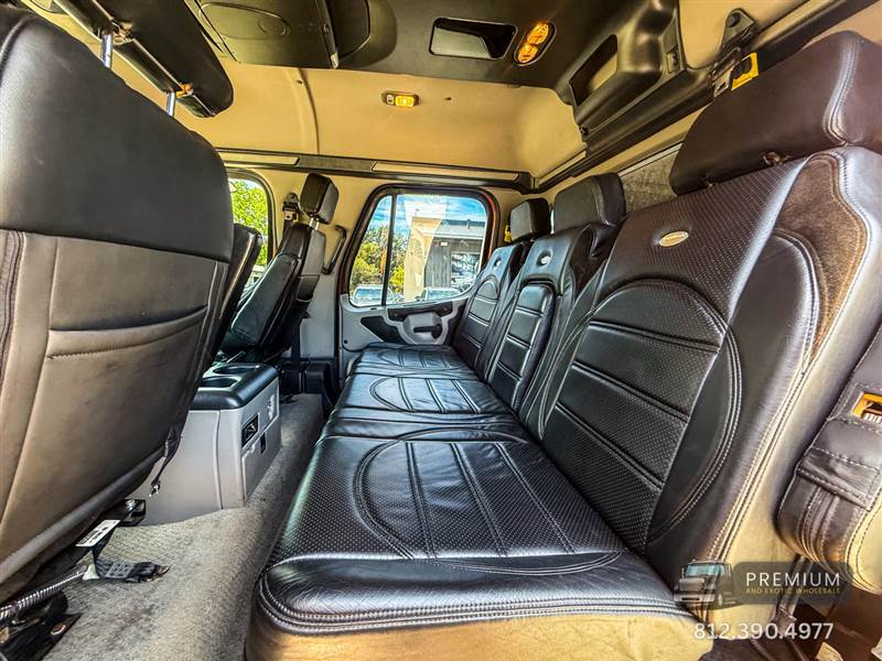 Truck Photo 19