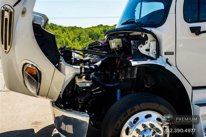 Truck Photo 23