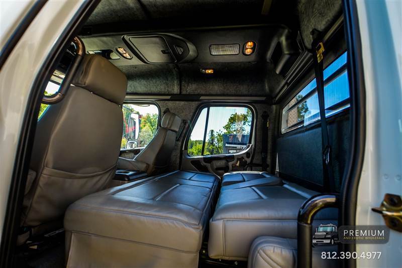 Truck Photo 14