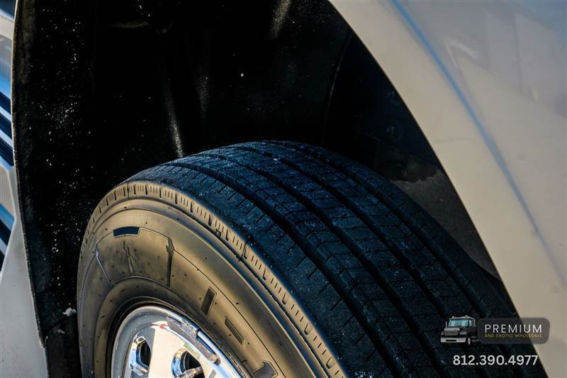 Truck Photo 18