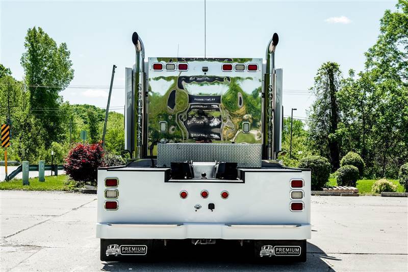 Truck Photo 4