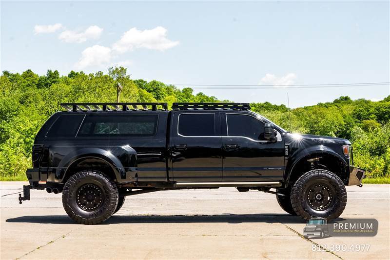 Truck Photo 4
