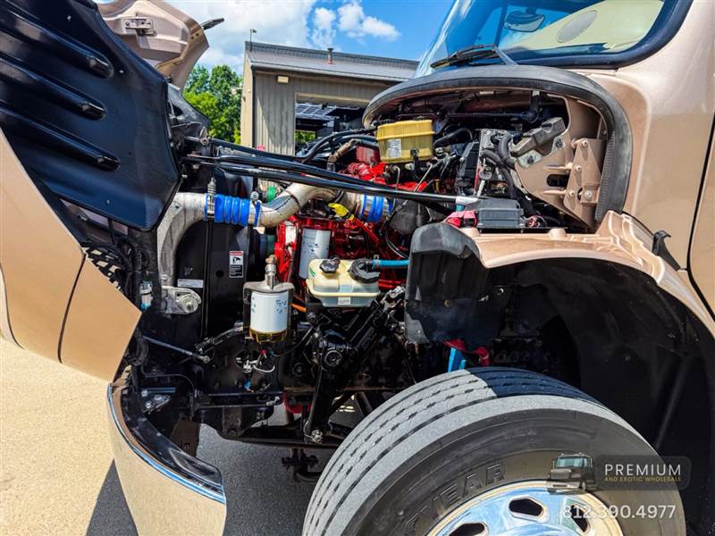 Truck Photo 28