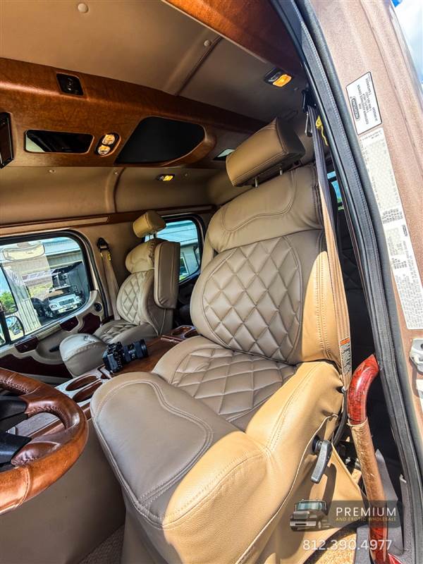Truck Photo 21