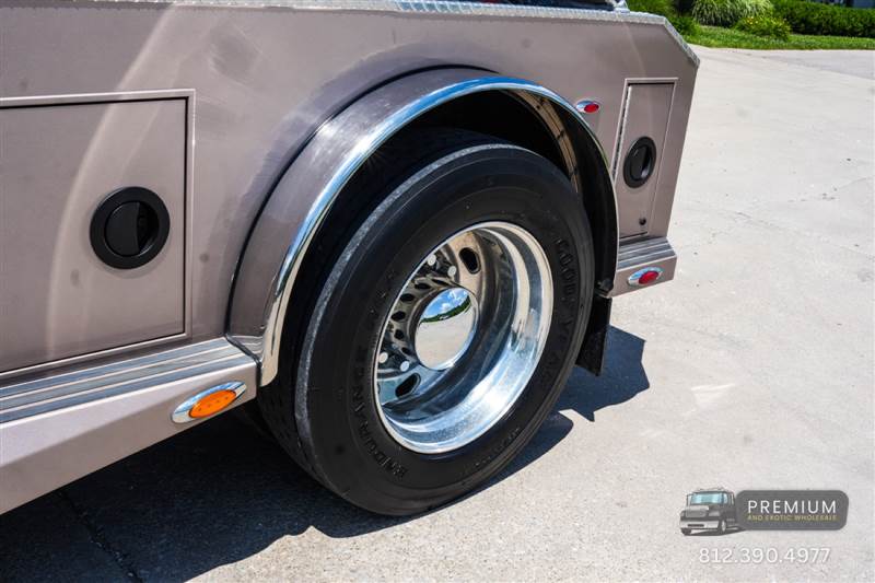 Truck Photo 14