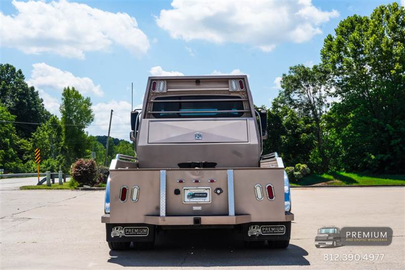 Truck Photo 6