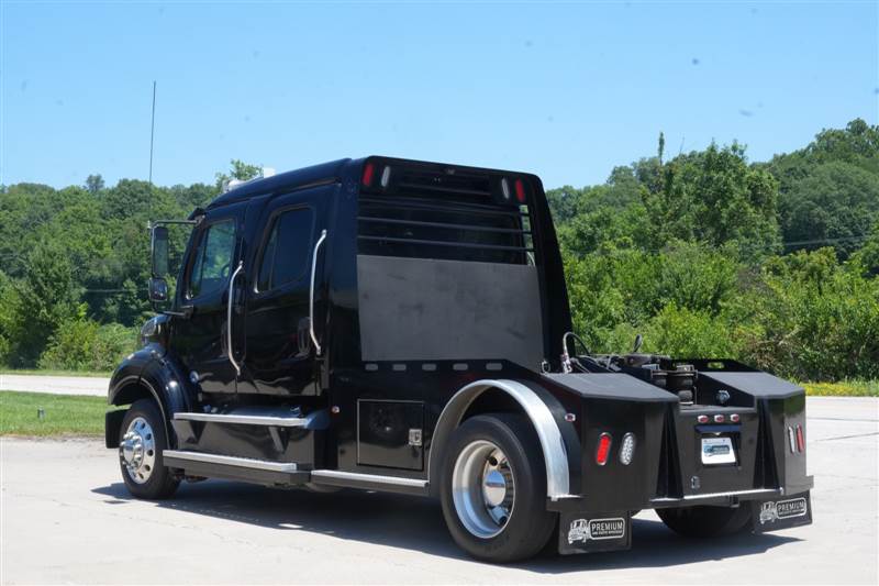 Truck Photo 5
