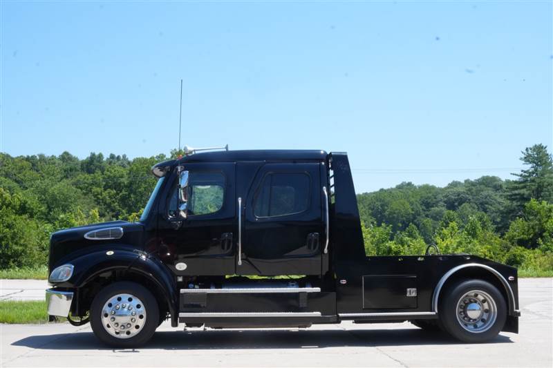 Truck Photo 4