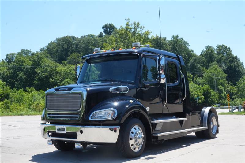 Truck Photo 3