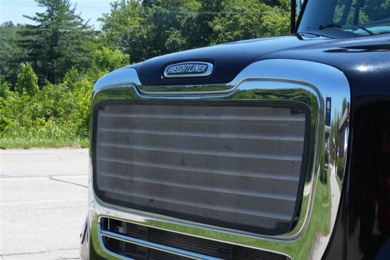 Truck Photo 9