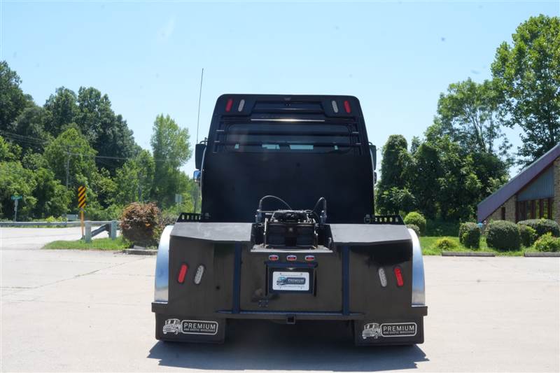 Truck Photo 6