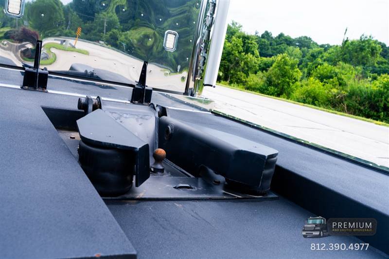 Truck Photo 15