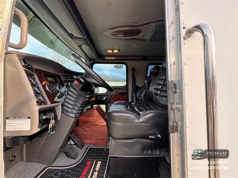Truck Photo 22