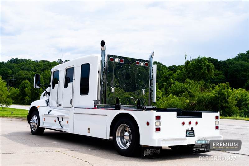 Truck Photo 5