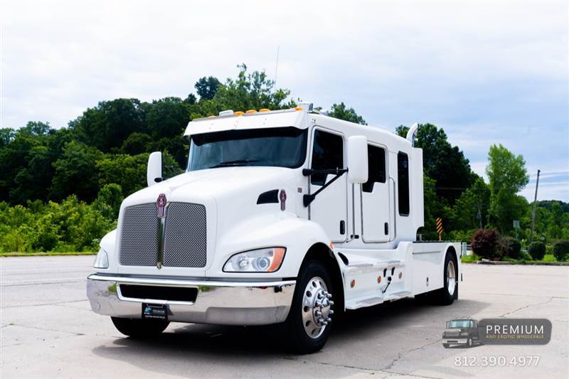 Truck Photo 3
