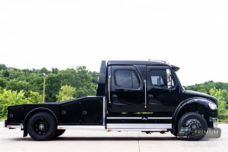 Truck Photo 8