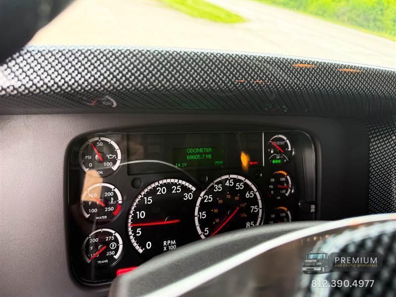 Truck Photo 19