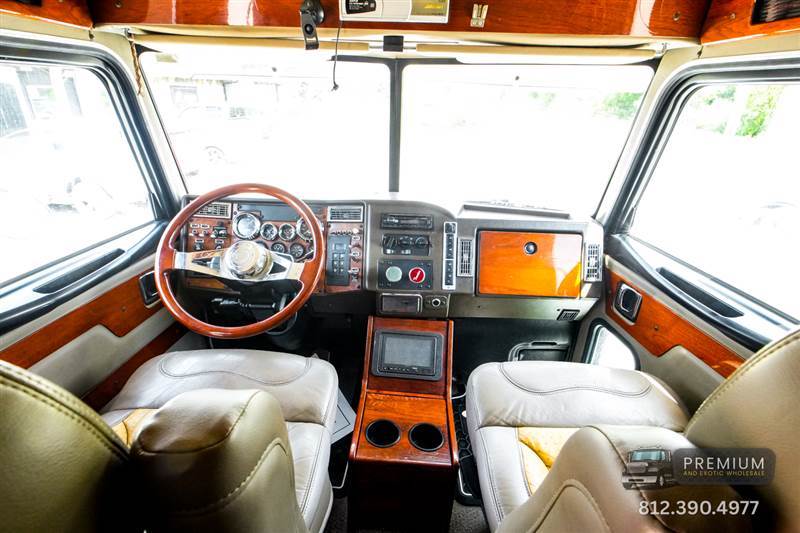 Truck Photo 17