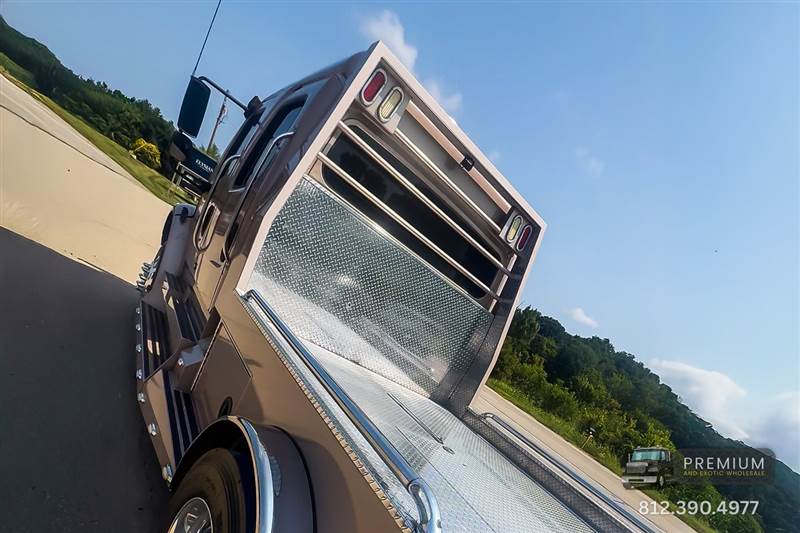 Truck Photo 15