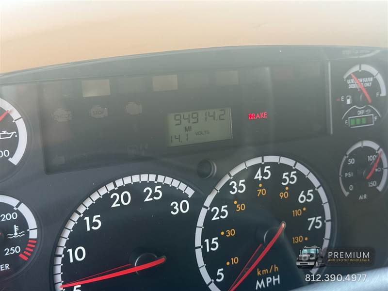 Truck Photo 18