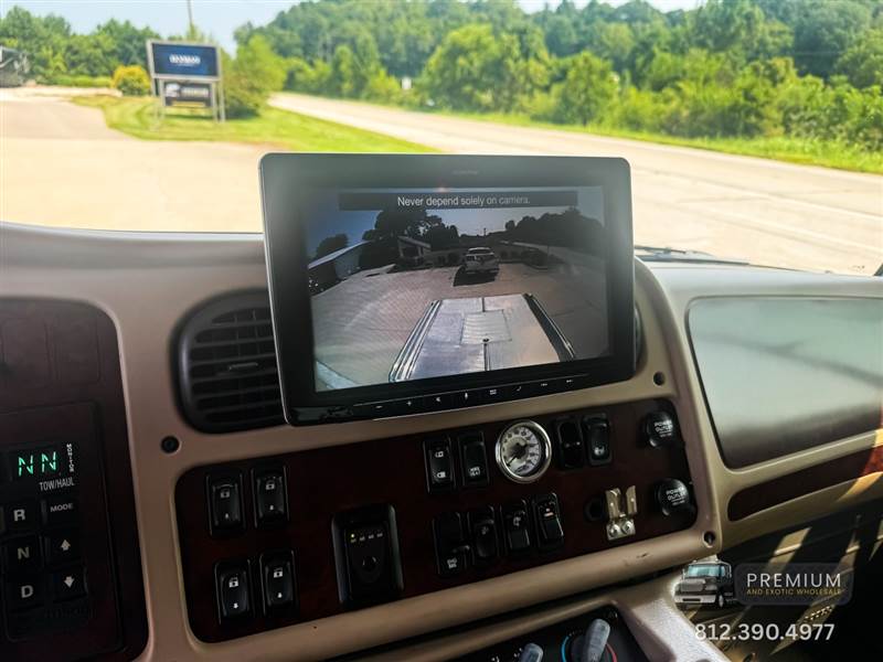 Truck Photo 19