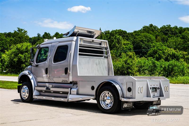 Truck Photo 5