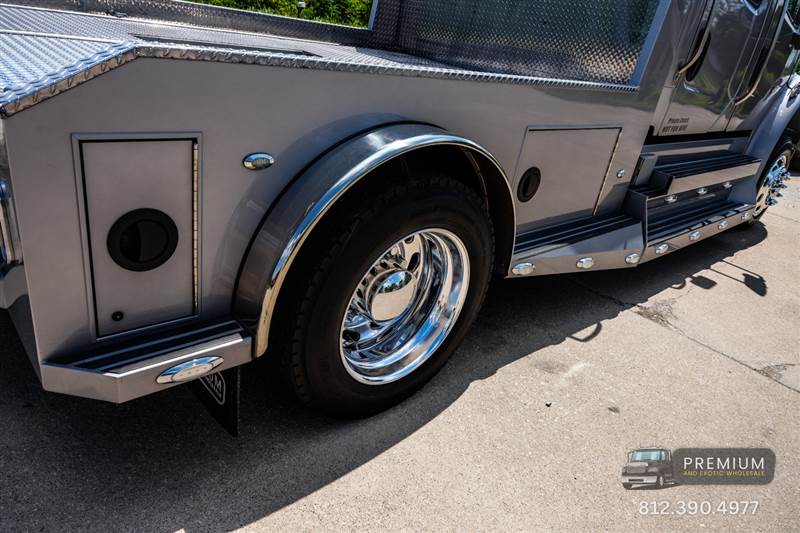 Truck Photo 15