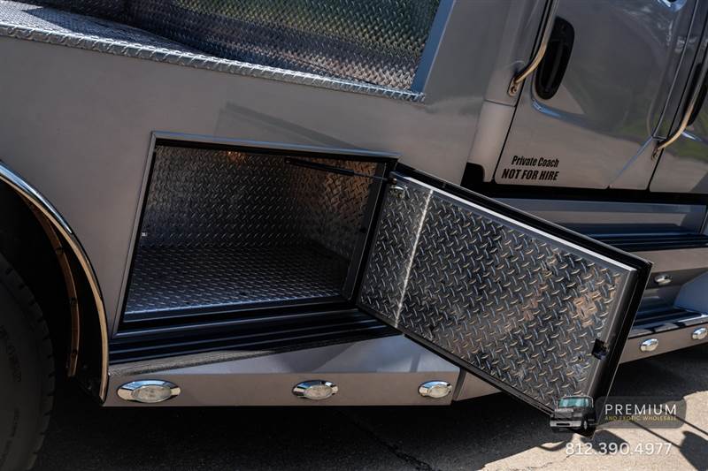 Truck Photo 14