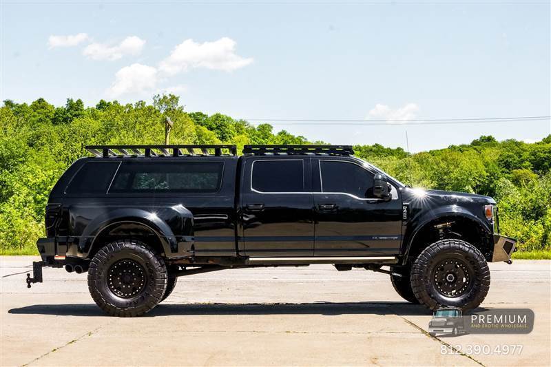 Truck Photo 4