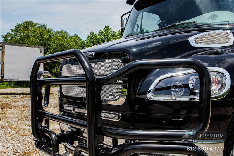 Truck Photo 4