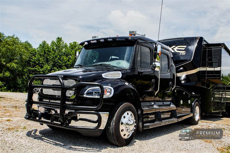 Truck Photo 3