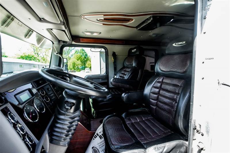 Truck Photo 15