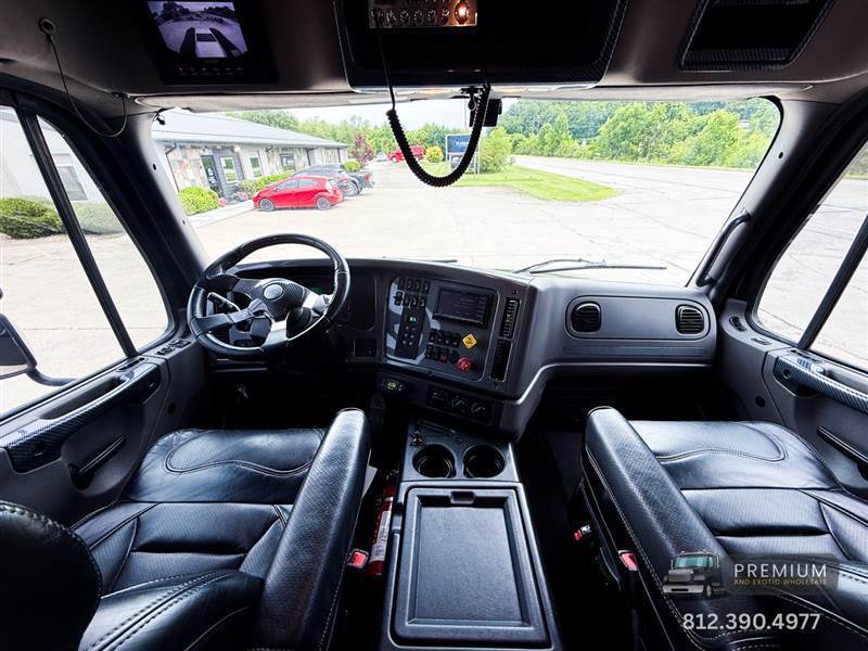 Truck Photo 18