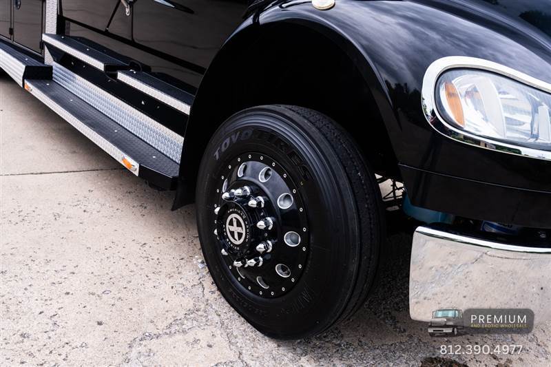 Truck Photo 10